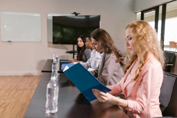 Expert Strategies to Launch a Thriving Loyalty Program in UK Retail